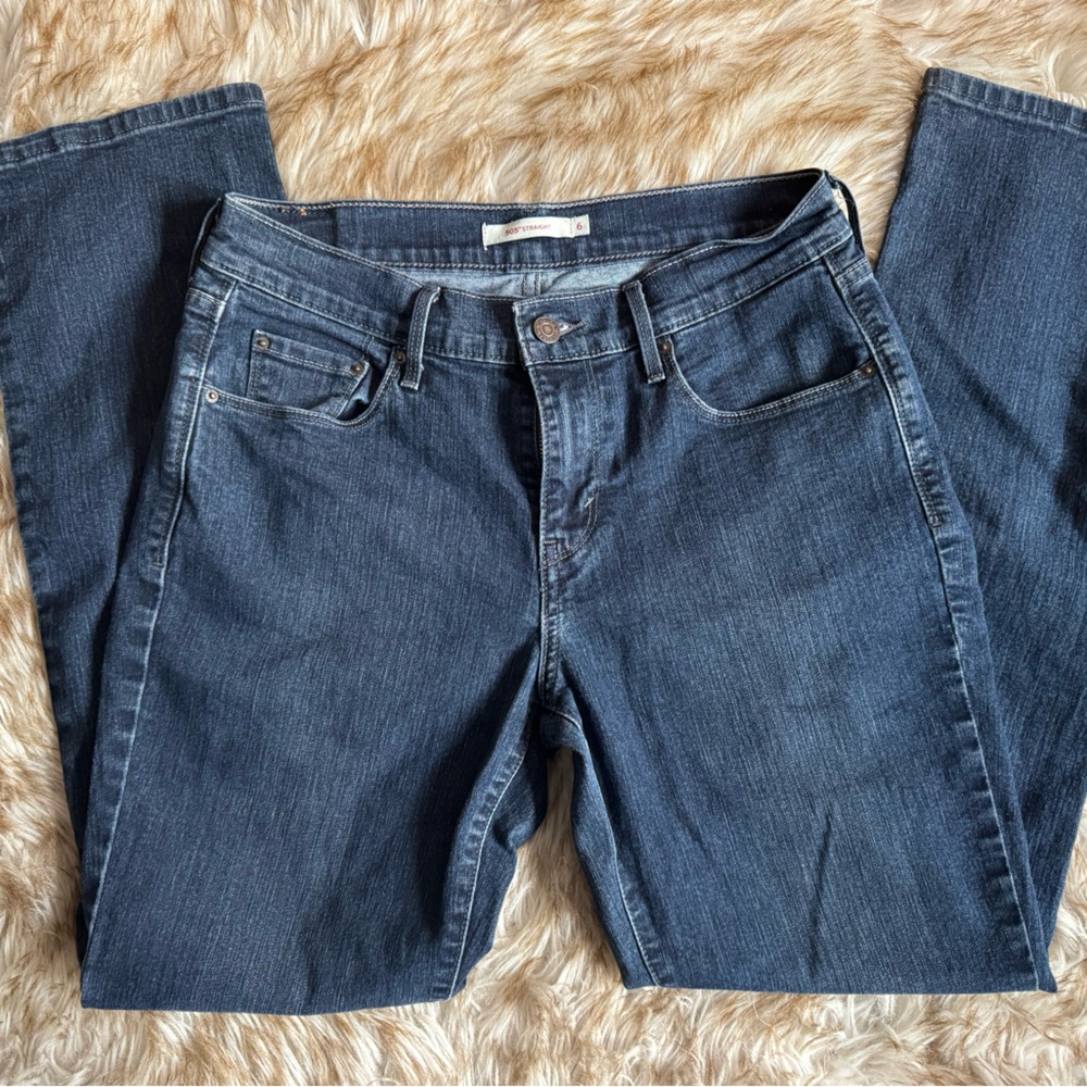 Levi’s 505 Straight Women's Blue Jeans - Picture 5 of 6